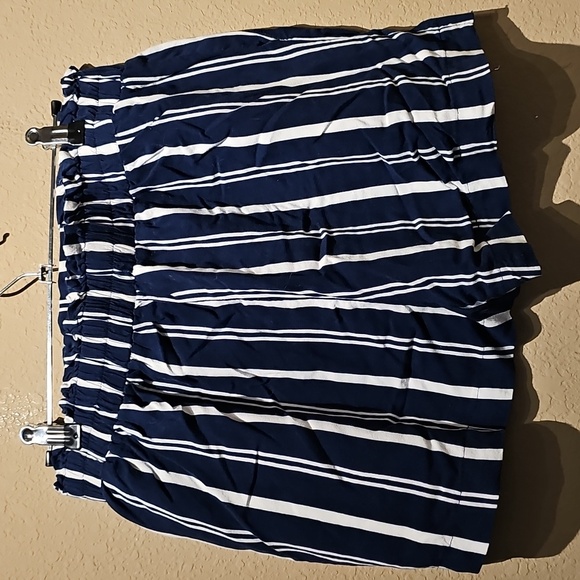 Ambiance Apparel Navy and White Striped High Waist Shorts Women's Size Large - Picture 3 of 4